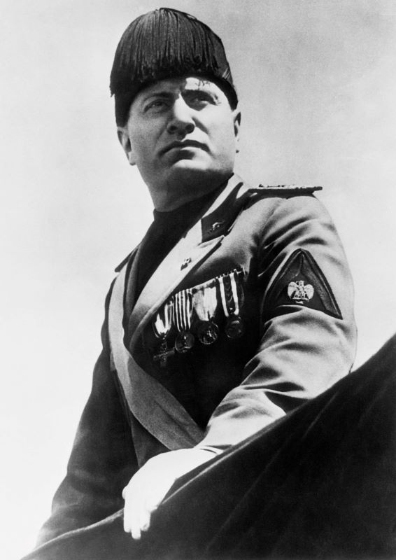 Mussolini từng nhiều lần nói: Mussolini từng nhiều lần nói: