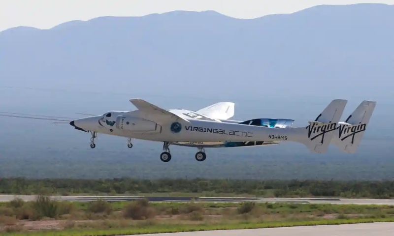 Máy bay tên lửa chở hành khách VSS Unity của Virgin Galactic. Khoảng 800 vé đã được bán với giá lên tới 450.000 đô la một hành khách. Ảnh: Joe Skipper Máy bay tên lửa chở hành khách VSS Unity của Virgin Galactic. Khoảng 800 vé đã được bán với giá lên tới 450.000 đô la một hành khách. Ảnh: Joe Skipper